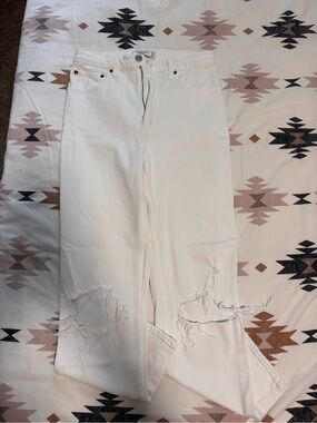 Abercrombie Ankle Straight Jeans - White